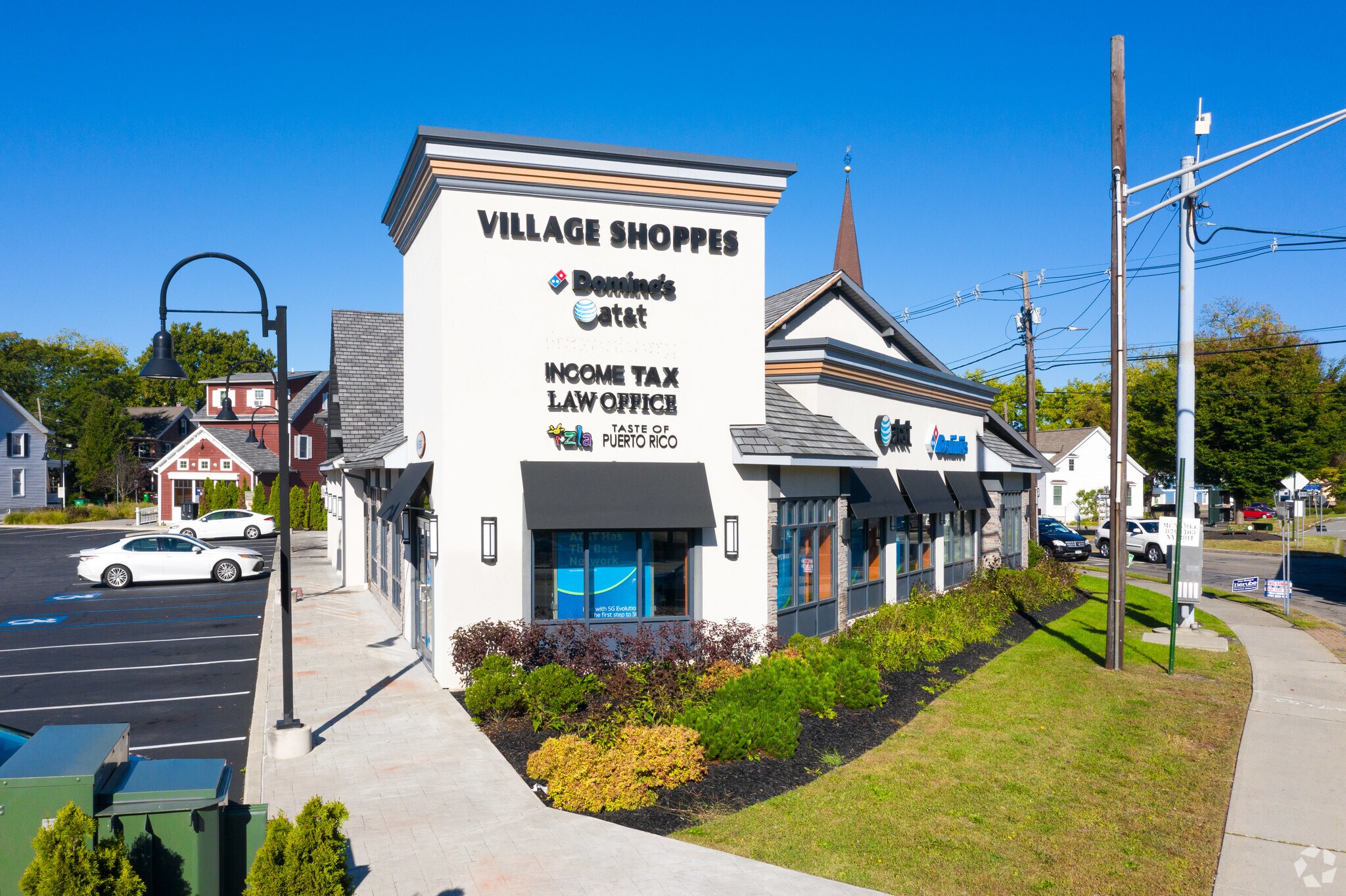703 Route 9, Fishkill, NY à louer Photo principale– Image 1 sur 9