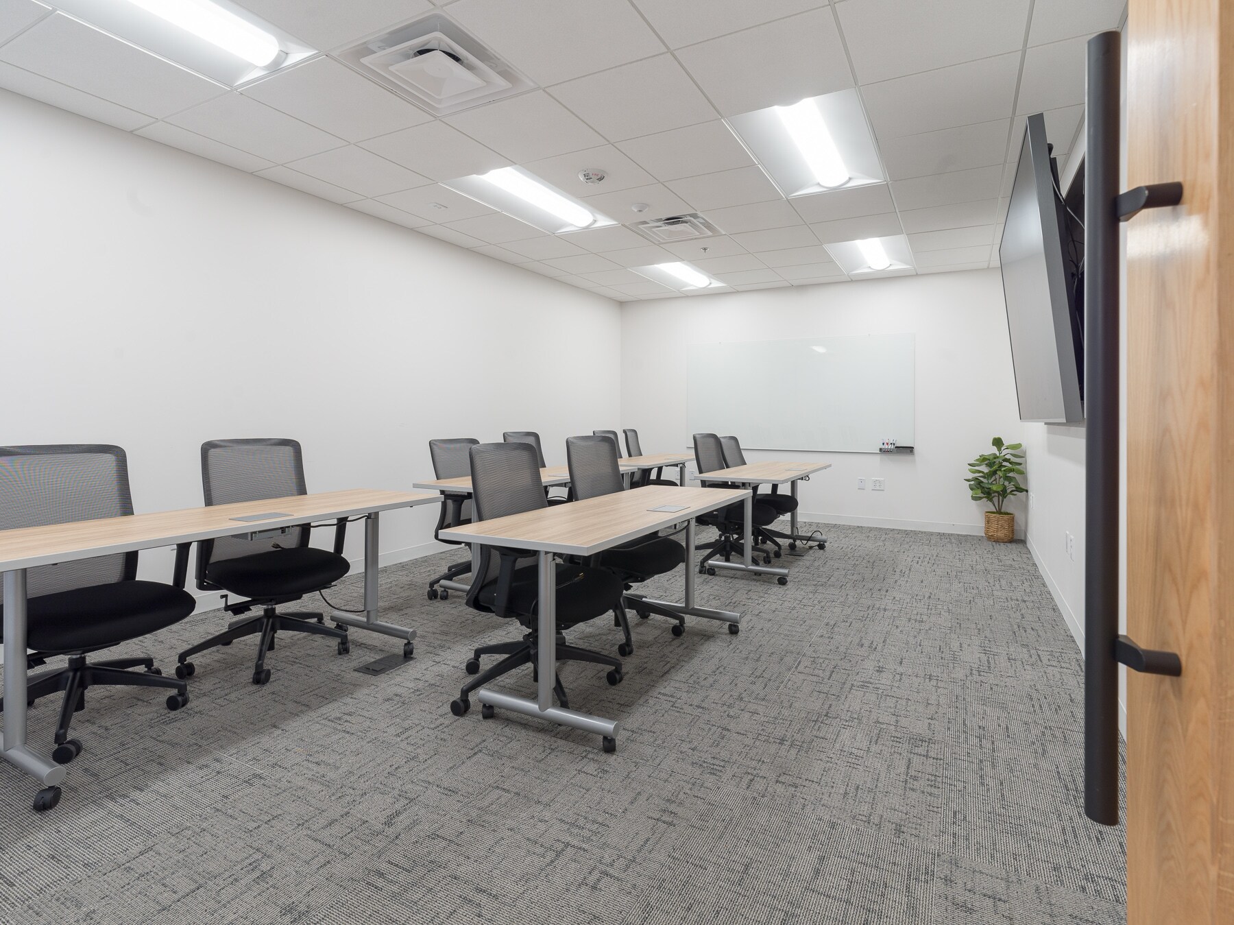 114 W Main St, Mesa, AZ à louer Photo intérieure– Image 1 sur 8