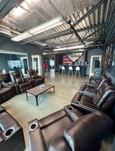 2284-2360 W Commodore Way, Seattle, WA à louer Photo intérieure– Image 1 sur 11