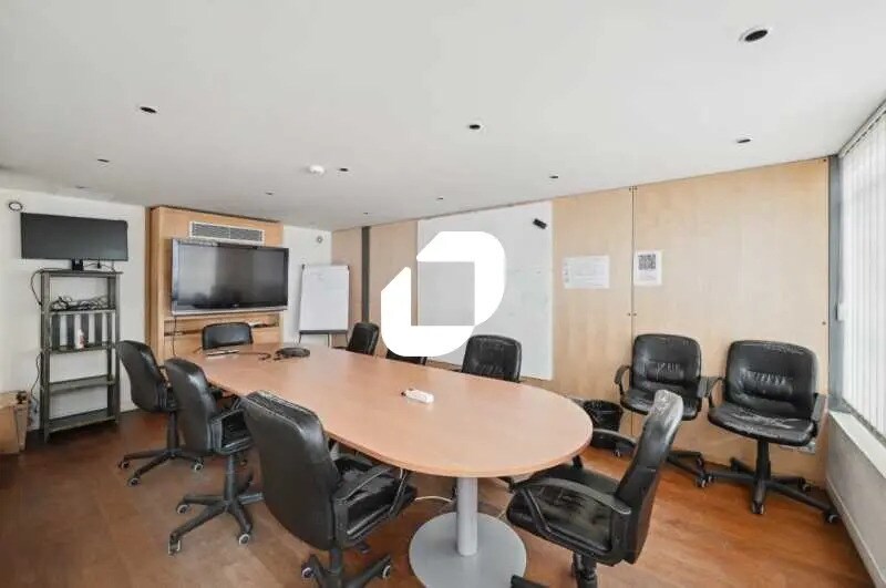 Bureau dans Paris à louer - Photo de l’immeuble – Image 3 sur 18