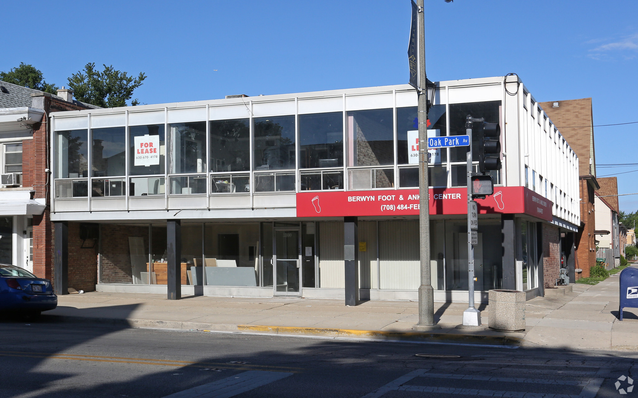 3100 S Oak Park Ave, Berwyn, IL à vendre Photo de l’immeuble– Image 1 sur 68