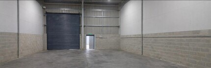 869 Thornton Road, Bradford à louer Photo intérieure– Image 1 sur 1