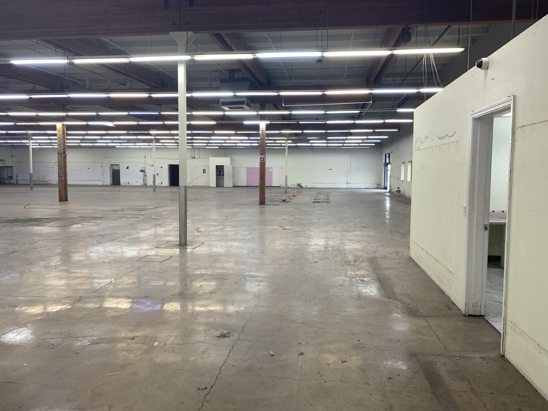 299 D St NE, Salem, OR à vendre Photo intérieure– Image 1 sur 5