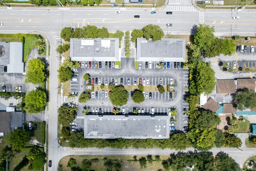 9570 SW 107th Ave, Miami, FL à louer - Aérien – Image 3 sur 5