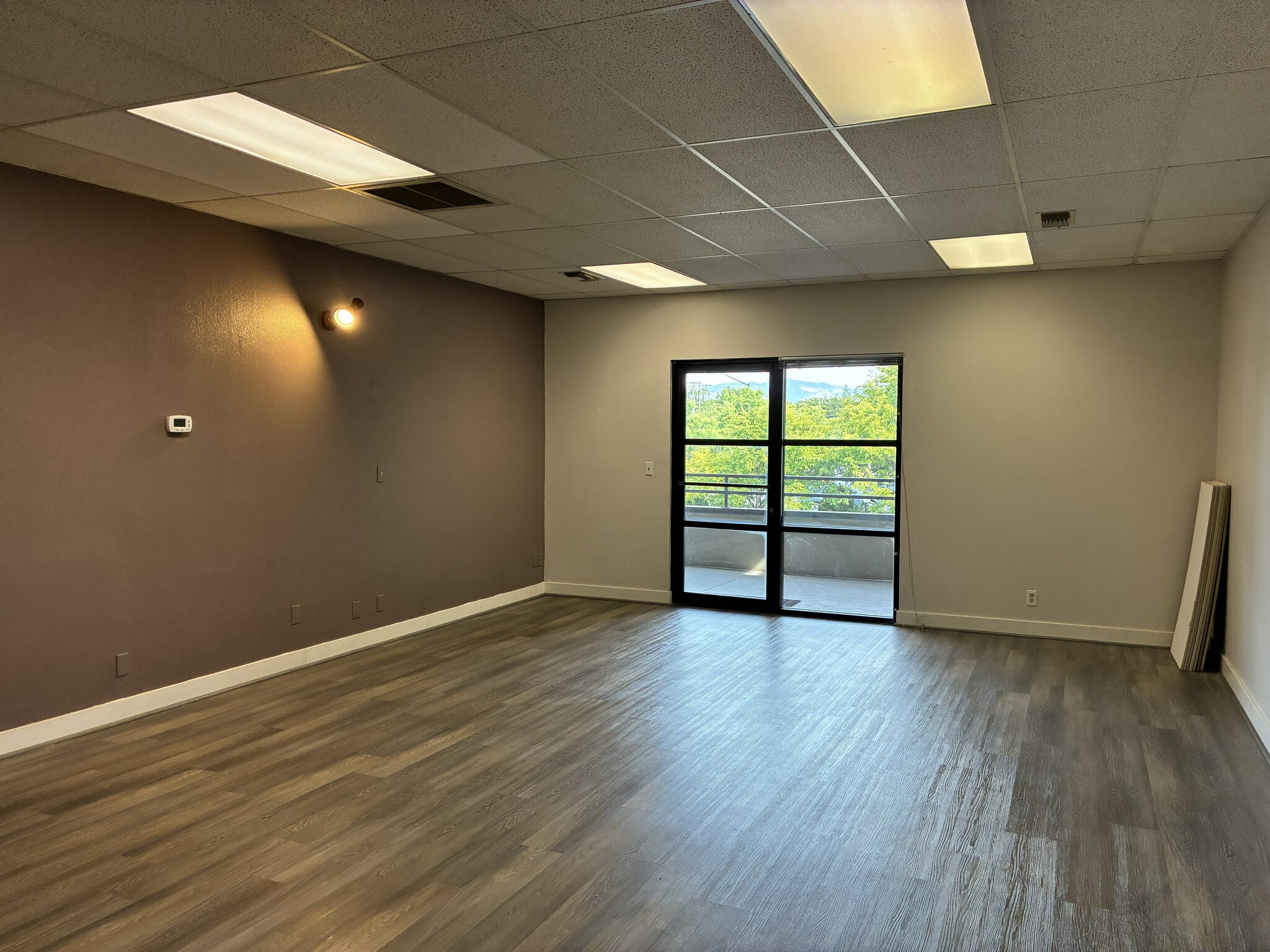 33 N 1st St, Ashland, OR à louer Photo intérieure– Image 1 sur 9