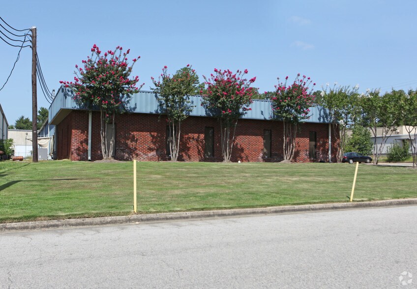 126 Citation Ct, Birmingham, AL à louer - Photo de l’immeuble – Image 3 sur 3