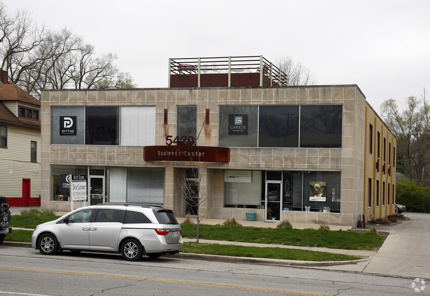 5420 N College Ave, Indianapolis, IN à louer - Photo de l’immeuble – Image 3 sur 5