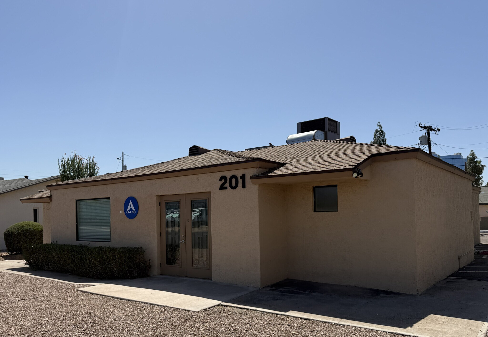 201 E Osborn Rd, Phoenix, AZ à vendre Photo de l’immeuble– Image 1 sur 6