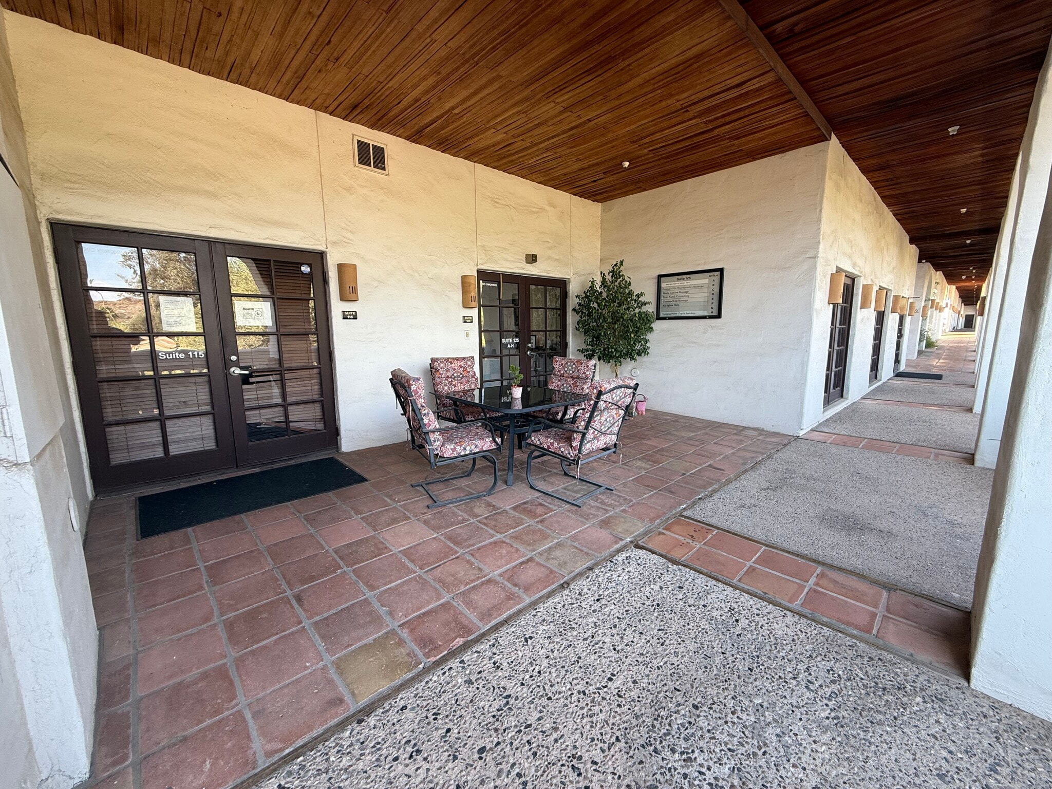 1825-1845 E Northern Ave, Phoenix, AZ à louer Photo intérieure– Image 1 sur 10