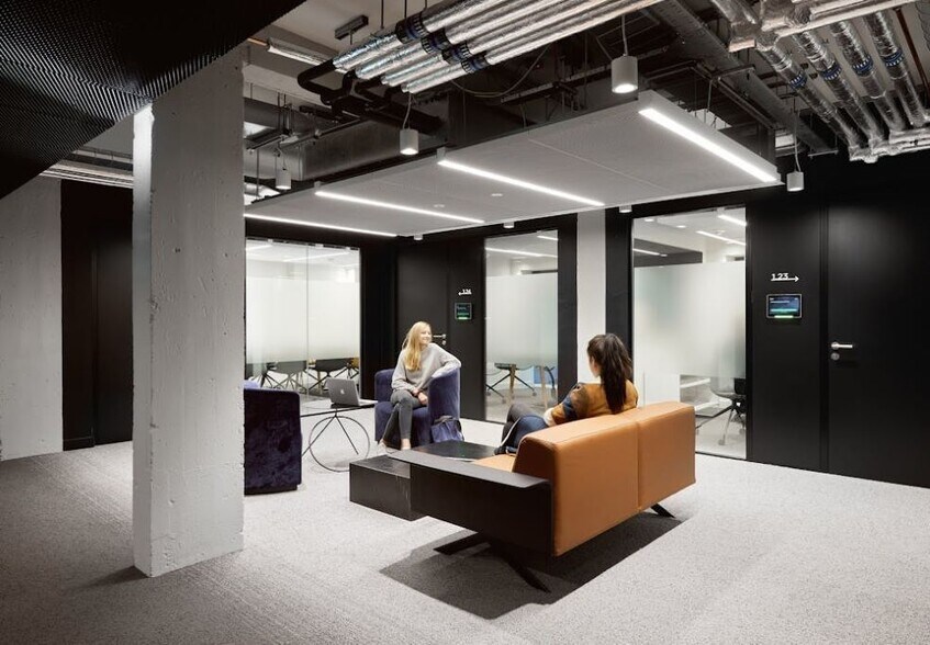 98 Theobalds Rd, Londres à louer - Photo de l’immeuble – Image 2 sur 4