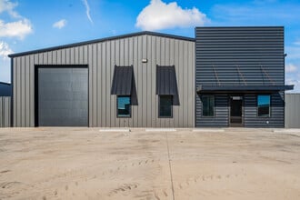 8922 County Road 6820, Lubbock, TX à louer Photo intérieure– Image 1 sur 35