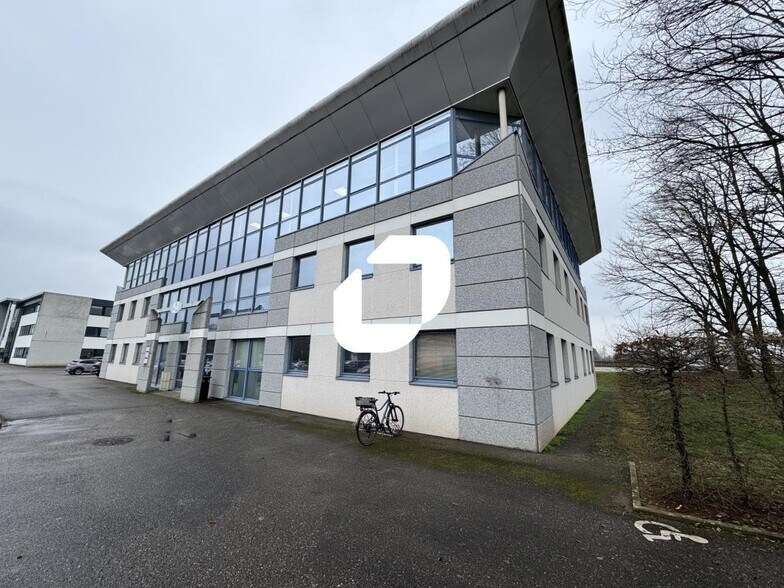 9 Rue Icare, Entzheim à louer - Photo de l’immeuble – Image 3 sur 22