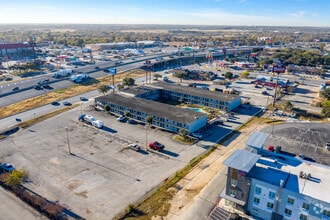 1209 IH-35 E, New Braunfels, TX - Vue aérienne vue de carte