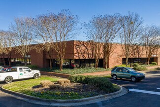Plus de détails pour 2030 Powers Ferry Rd SE, Atlanta, GA - Local d'activités à louer
