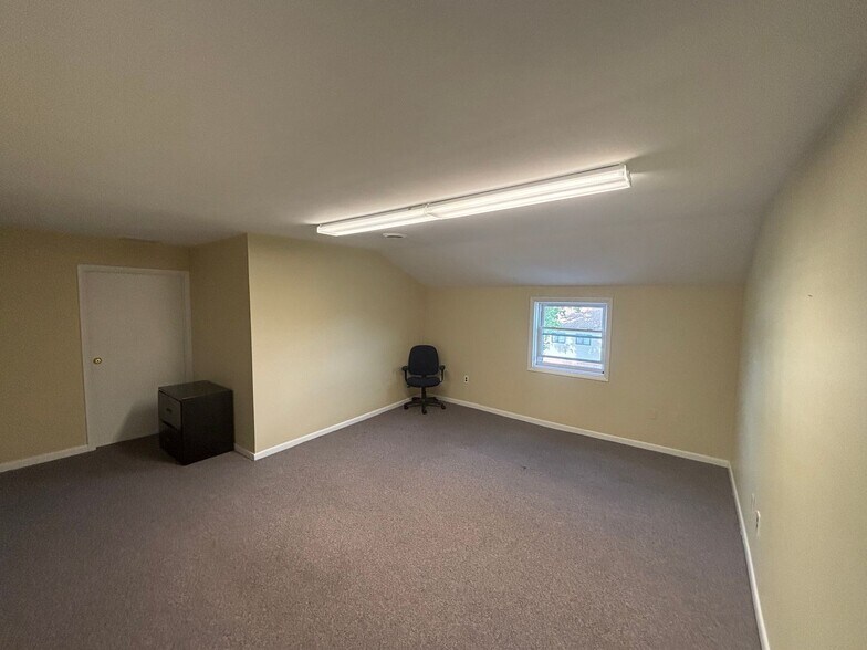 1000 N York Rd, Willow Grove, PA à louer - Photo de l’immeuble – Image 2 sur 10
