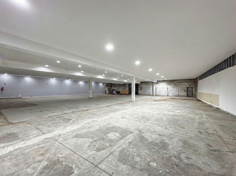 2179 Clarendon Rd, Brooklyn, NY à louer - Photo principale – Image 1 sur 6