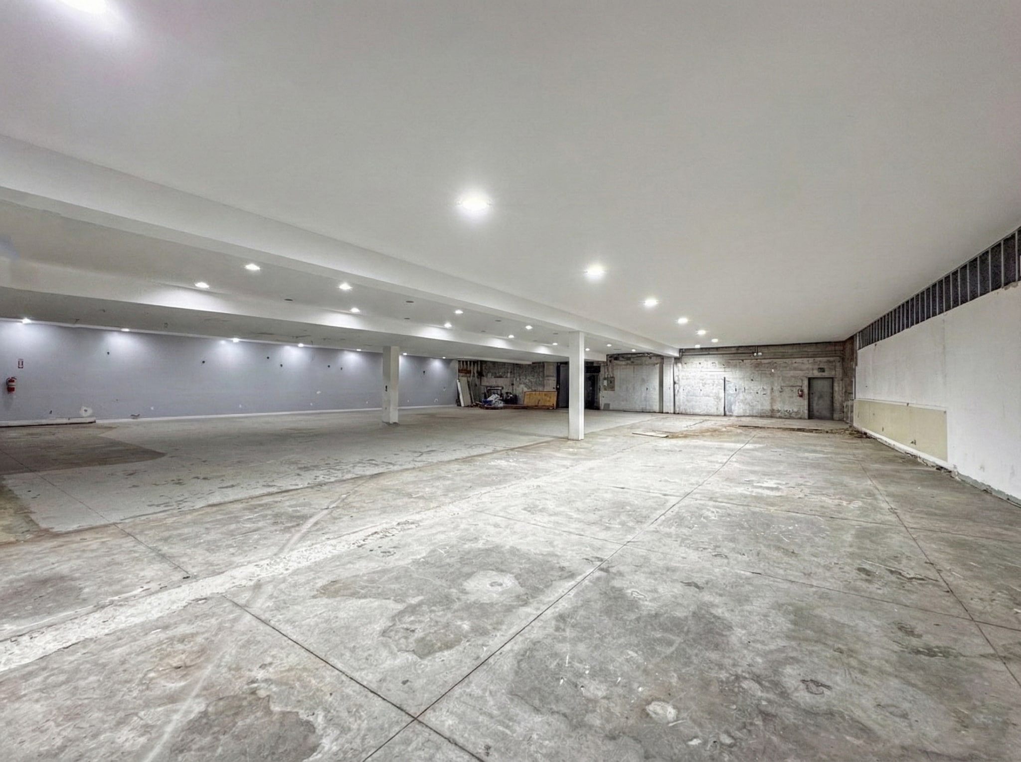 2179 Clarendon Rd, Brooklyn, NY à louer Photo principale– Image 1 sur 7