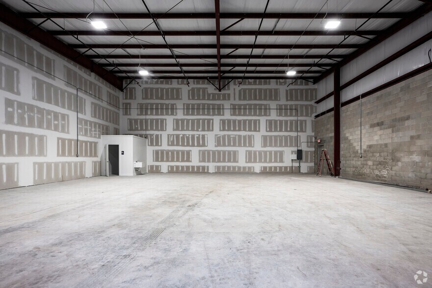 452 Ninth St, Bunnell, FL à louer - Photo de l’immeuble – Image 3 sur 20