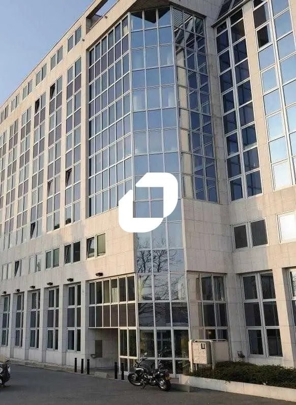 Bureau dans Charenton-le-Pont à louer Photo de l’immeuble– Image 1 sur 7