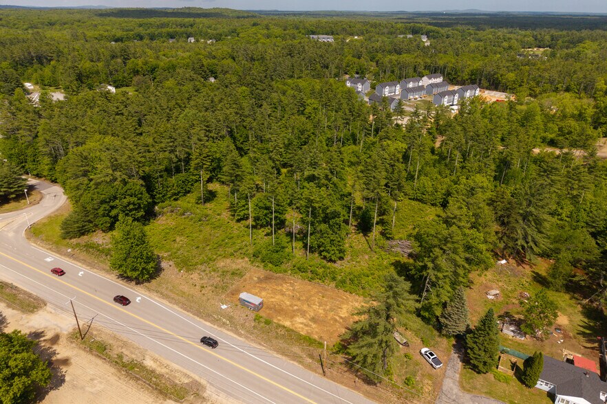 555 Calef Hwy, Barrington, NH à vendre - Photo de l’immeuble – Image 2 sur 8