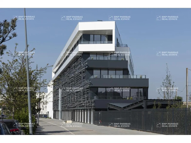 395 Rue Courtois, Lille à louer - Photo de l’immeuble – Image 2 sur 28