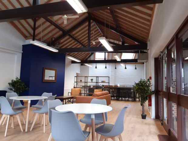 6 Brighton Rd, Horsham à louer - Photo de l’immeuble – Image 3 sur 9