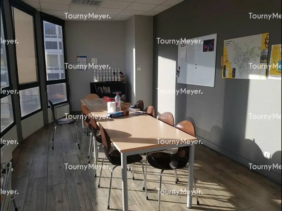 Bureau dans Rennes à louer Photo de l’immeuble– Image 1 sur 6