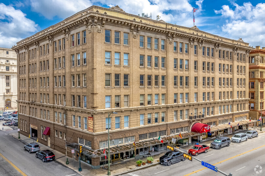 118 Broadway St, San Antonio, TX à louer - Photo de l’immeuble – Image 1 sur 6
