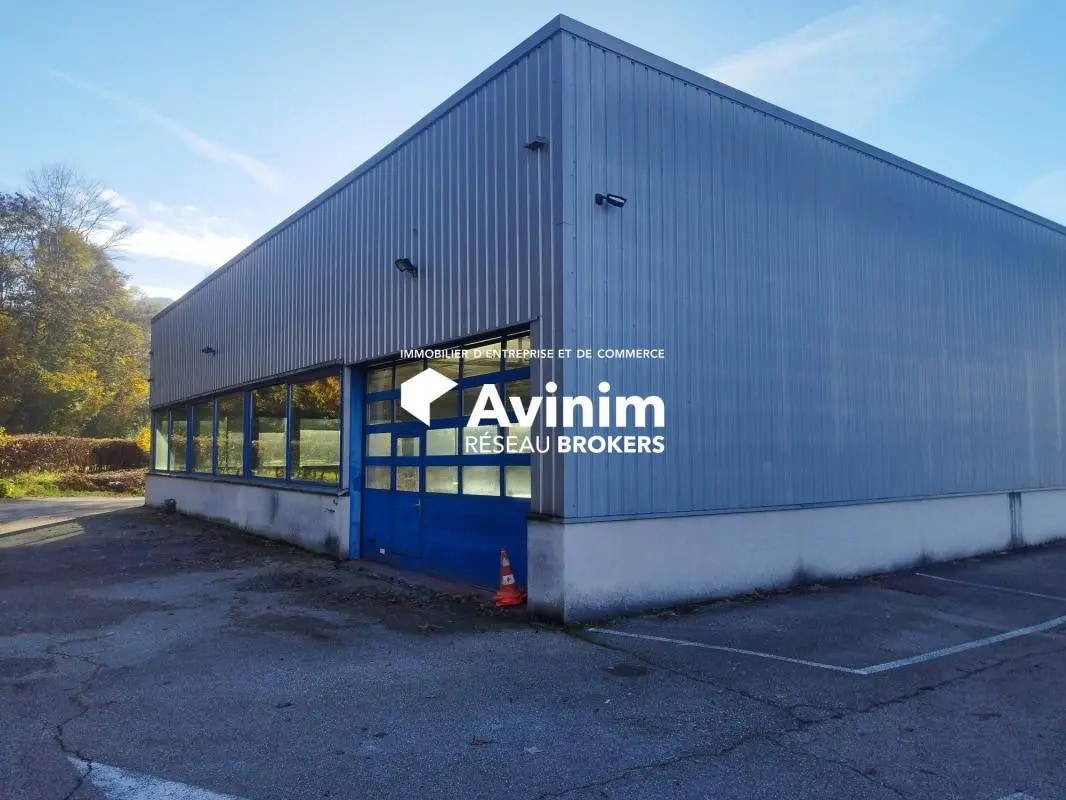 Local d’activités dans Scionzier à louer Photo principale– Image 1 sur 4