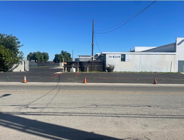 720 Pacific Ave, Oxnard, CA à vendre - Photo de l’immeuble – Image 3 sur 18