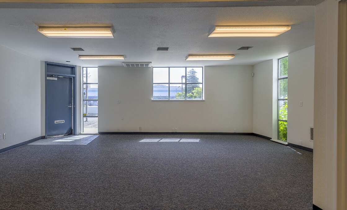 2995 Dutton Ave, Santa Rosa, CA à louer Photo intérieure– Image 1 sur 6