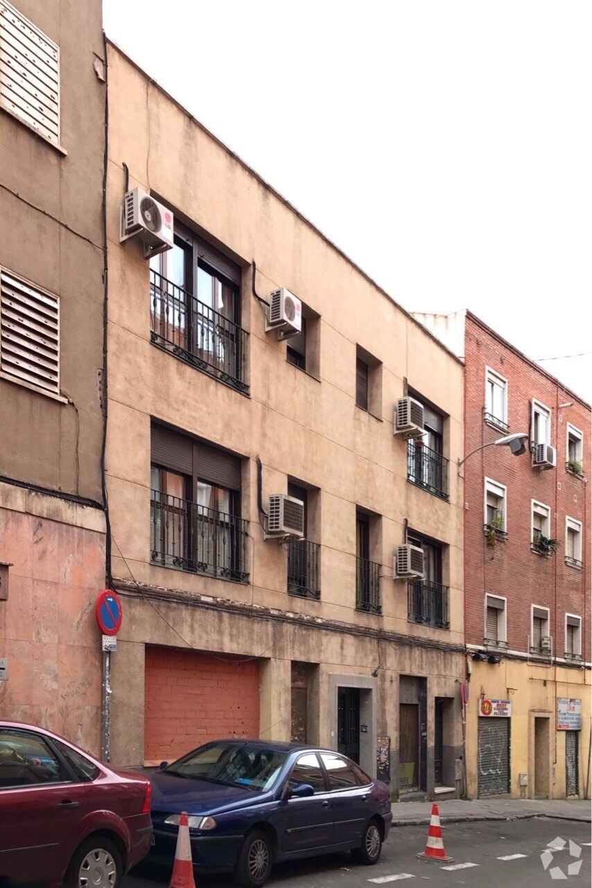 Immeuble residentiel dans Madrid, Madrid à vendre Photo principale– Image 1 sur 3