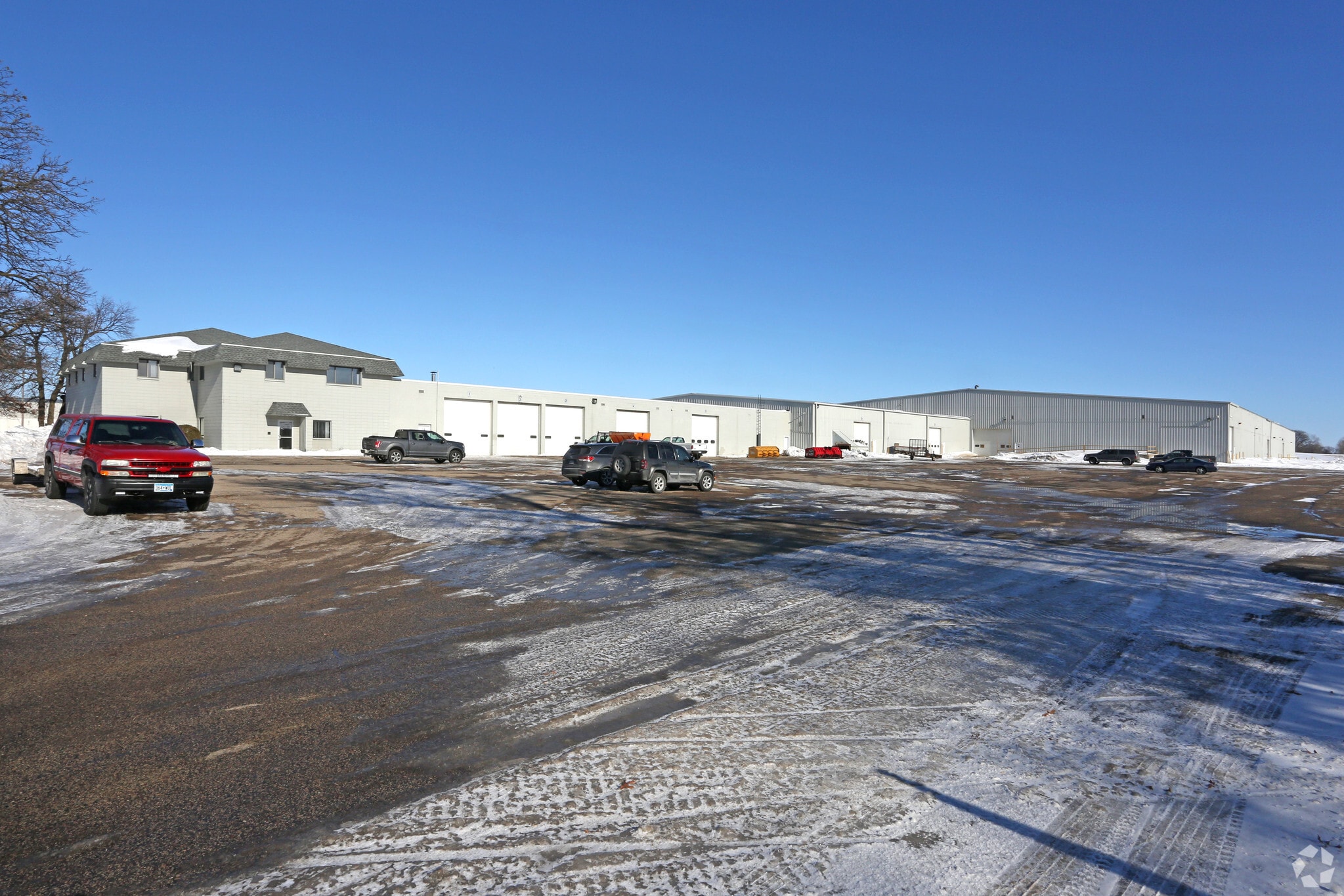 3249 County Road 45 S, Owatonna, MN à louer Photo principale– Image 1 sur 84