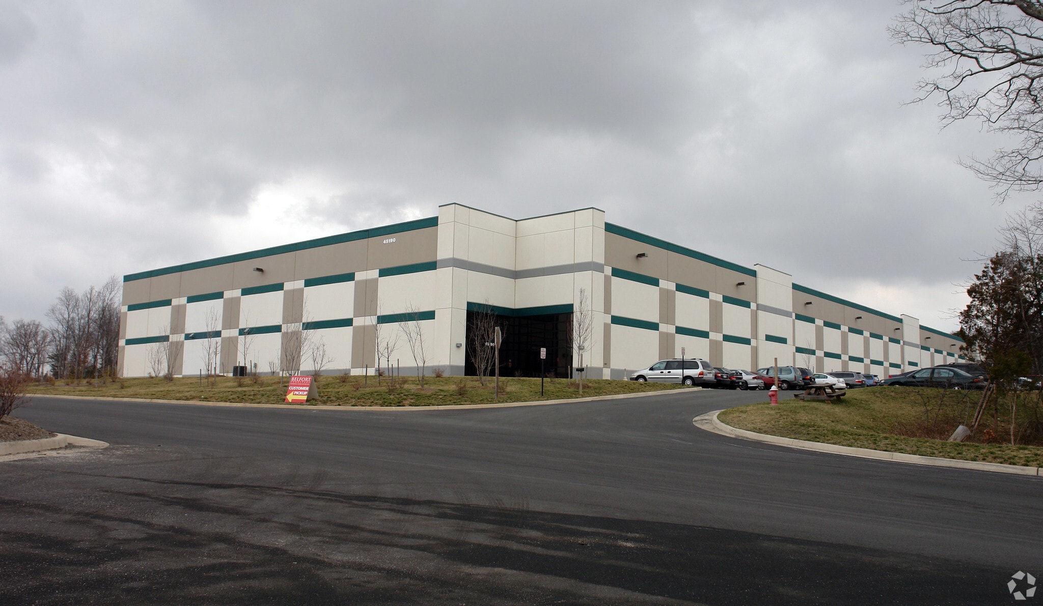 45190 Ocean Ct, Sterling, VA à louer Photo principale– Image 1 sur 9