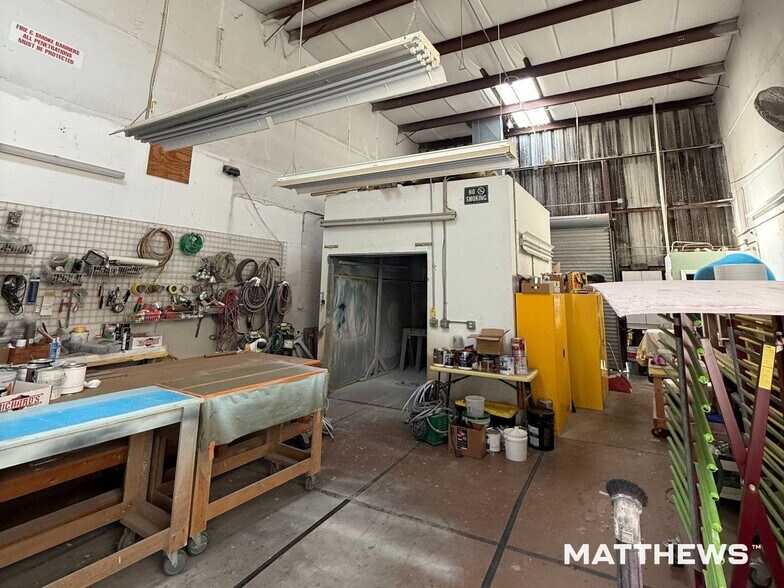 3754 Domestic Ave, Naples, FL à louer - Photo de l’immeuble – Image 1 sur 3