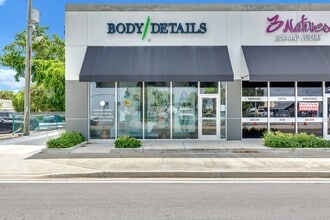 2602 S Dixie Hwy, West Palm Beach, FL à louer Photo de l’immeuble– Image 2 sur 19