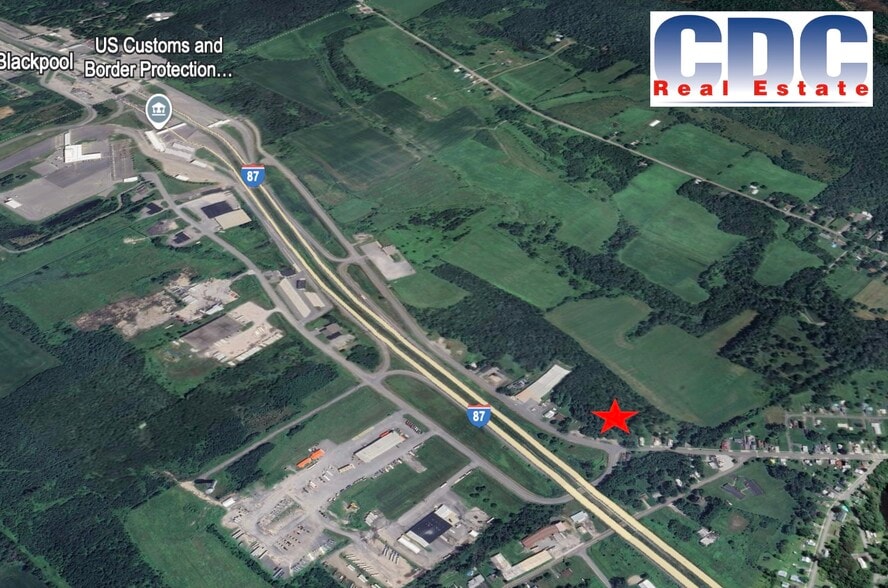 U.S. 9, Champlain, NY à vendre - Aérien – Image 1 sur 2