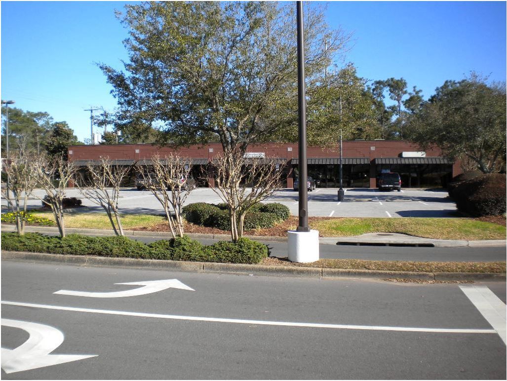 2065 Airport Blvd, Pensacola, FL à louer Photo de l’immeuble– Image 1 sur 9