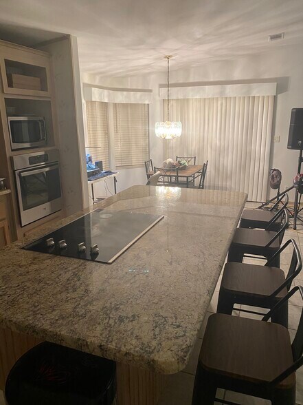3096 Skipper Ln, Saint James City, FL à vendre - Photo de l’immeuble – Image 2 sur 31