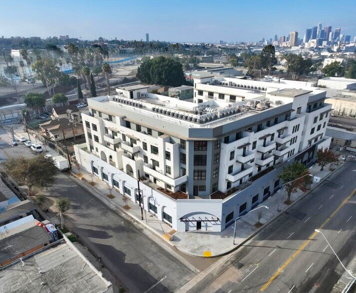 1829 N Hancock St, Los Angeles, CA à louer - Photo de l’immeuble – Image 2 sur 4
