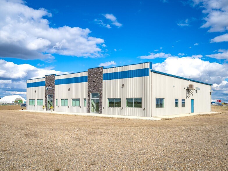 52 Willoughby St, Blackfoot, AB à louer - Photo de l’immeuble – Image 1 sur 25