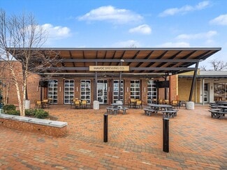 Plus de détails pour 39 West St, Pittsboro, NC - Local commercial à louer