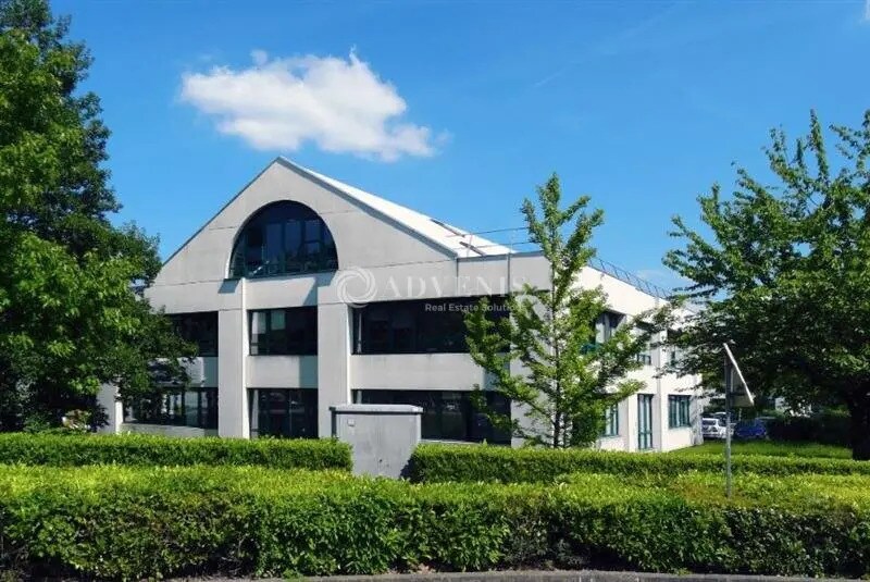 Bureau dans Trappes à louer Photo principale– Image 1 sur 6