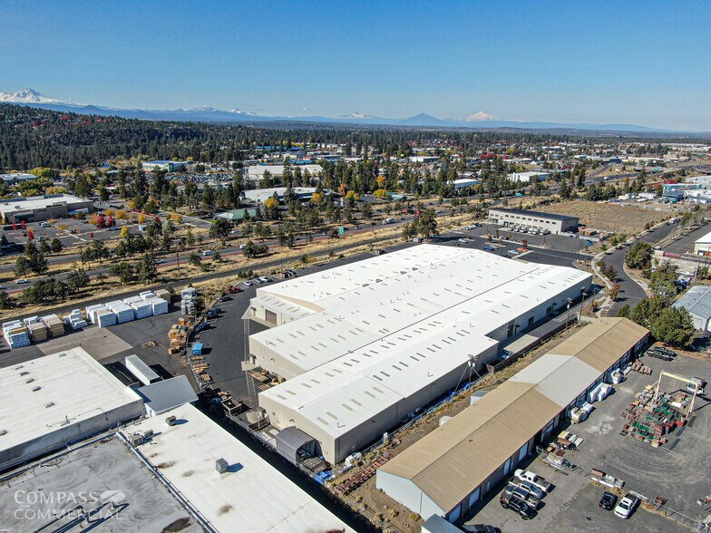20495 Murray Rd, Bend, OR à louer - Photo de l’immeuble – Image 2 sur 4