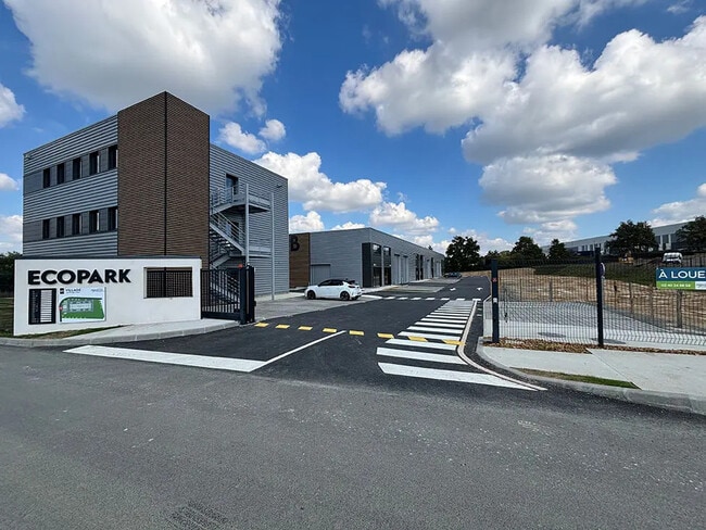 Plus de détails pour Local commercial à vendre