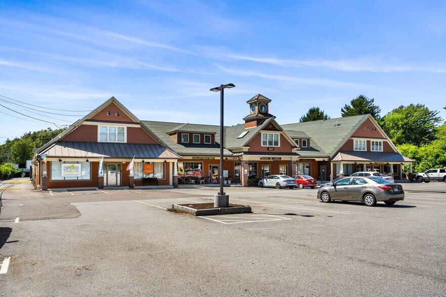 300 Newburyport Tpke, Rowley, MA à louer - Photo de l’immeuble – Image 1 sur 7