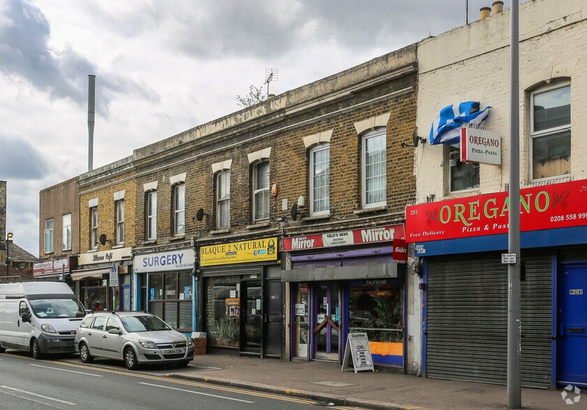 285 High Road Leytonstone, Londres à louer - Photo de l’immeuble – Image 3 sur 3