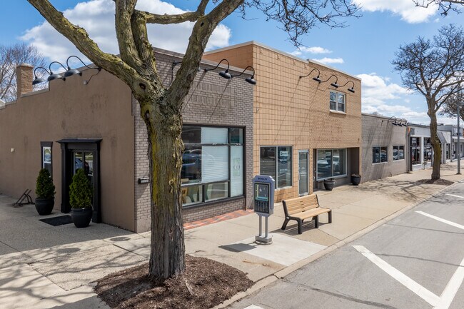 Plus de détails pour 2860, 2870 & 2880 Coolidge Hwy, Berkley, MI - Local commercial à vendre