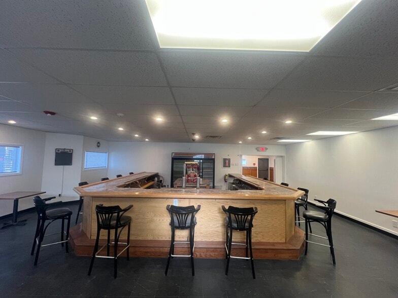 1332 Lower Broadway, Schenectady, NY à louer - Photo de l’immeuble – Image 3 sur 11