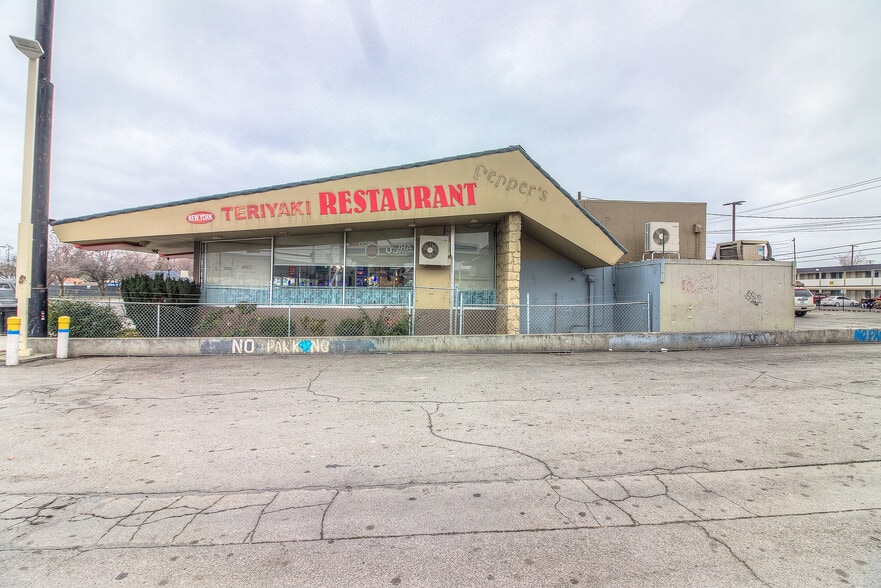 822 N 1st St, Yakima, WA à vendre - Photo principale – Image 1 sur 29